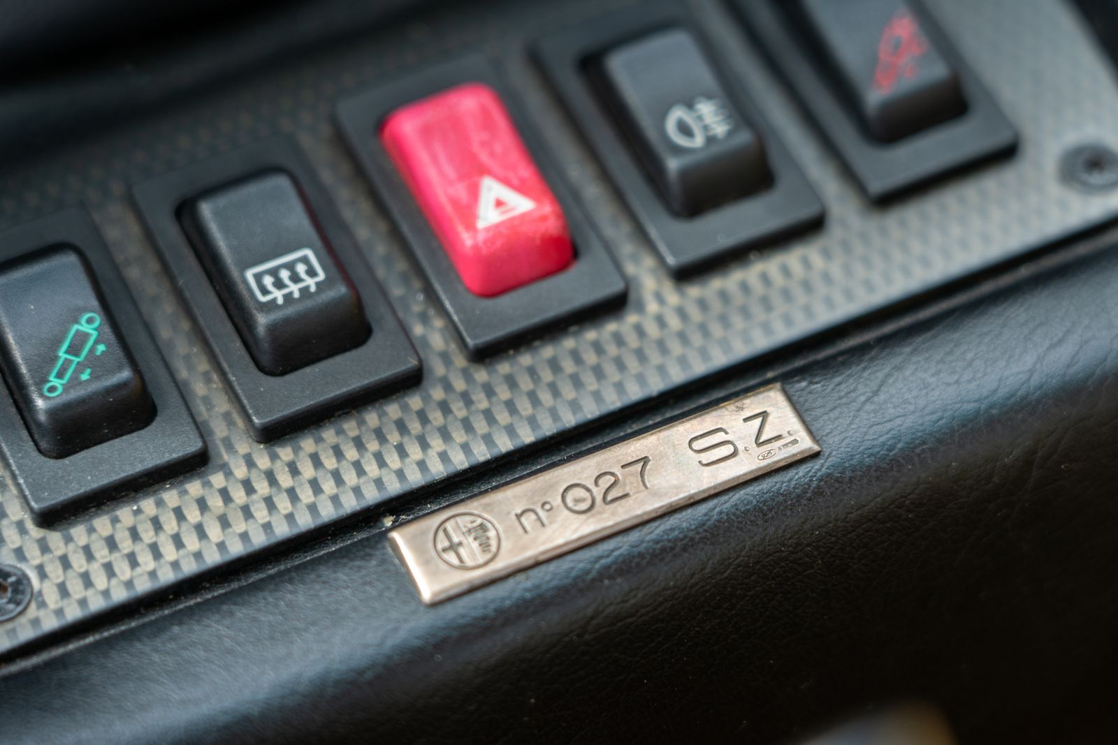 Alfa Romeo SZ (1990) — photo 80