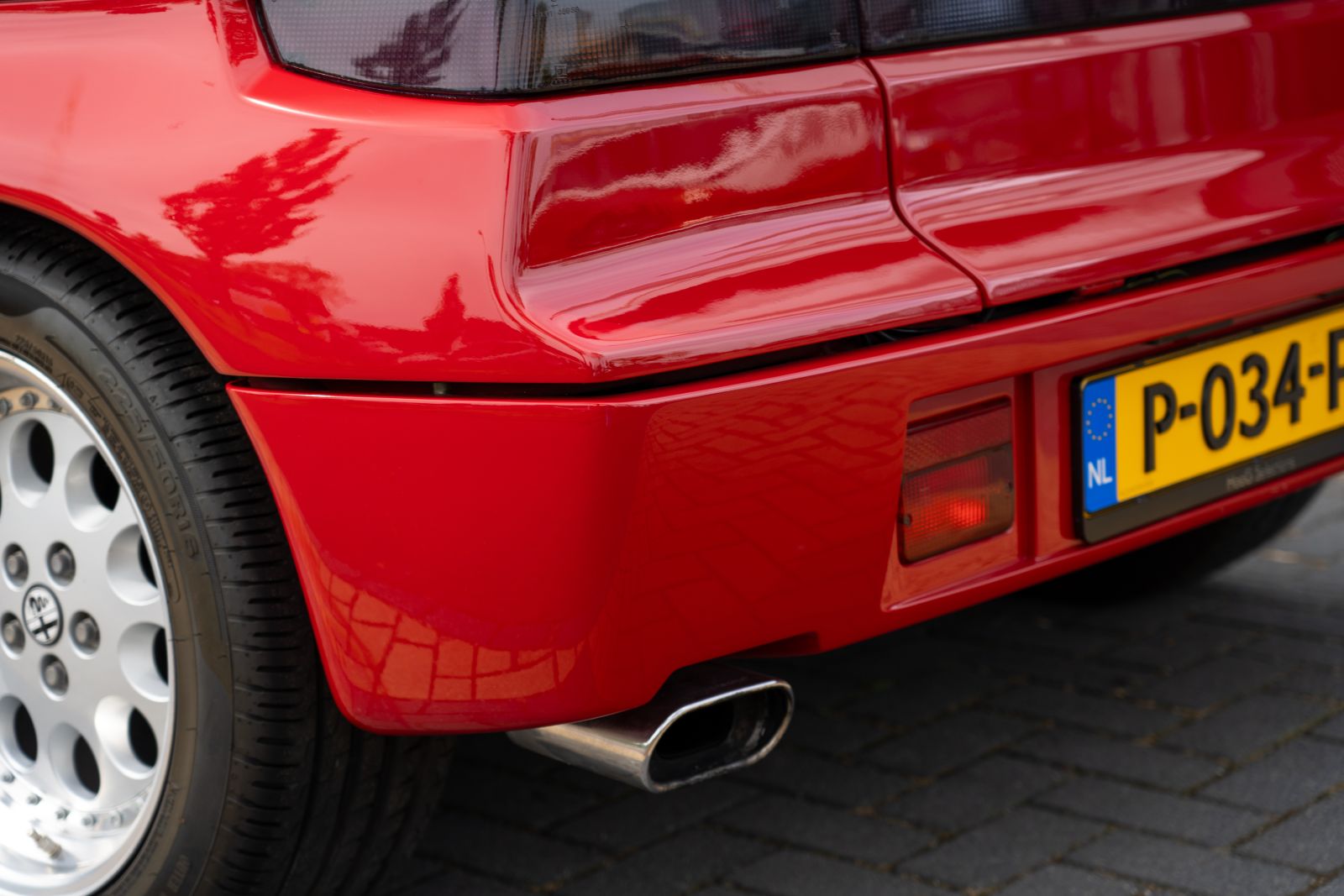 Alfa Romeo SZ (1990) — photo 102