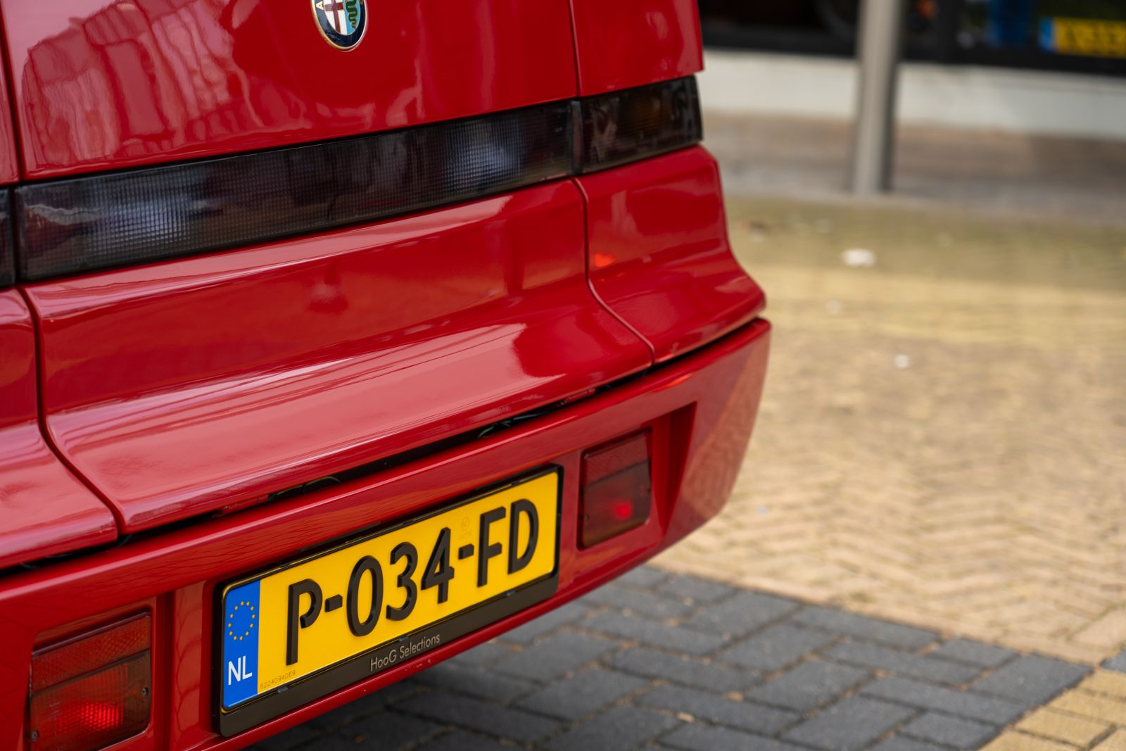 Alfa Romeo SZ (1990) — photo 7