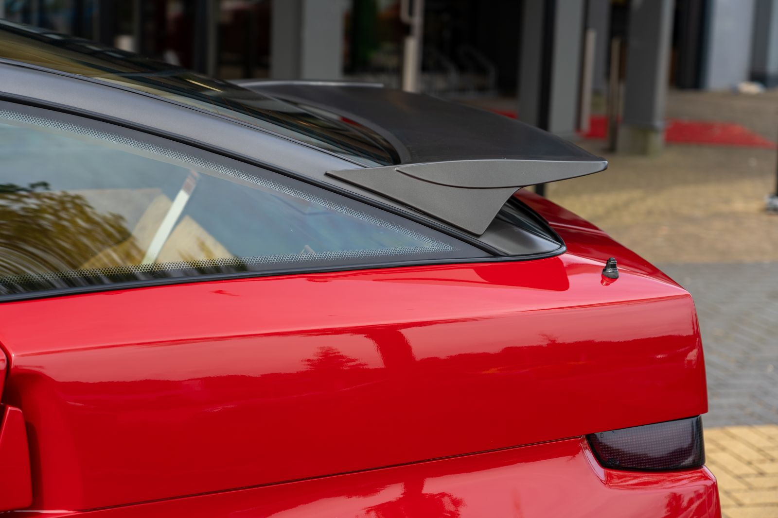 Alfa Romeo SZ (1990) — photo 33