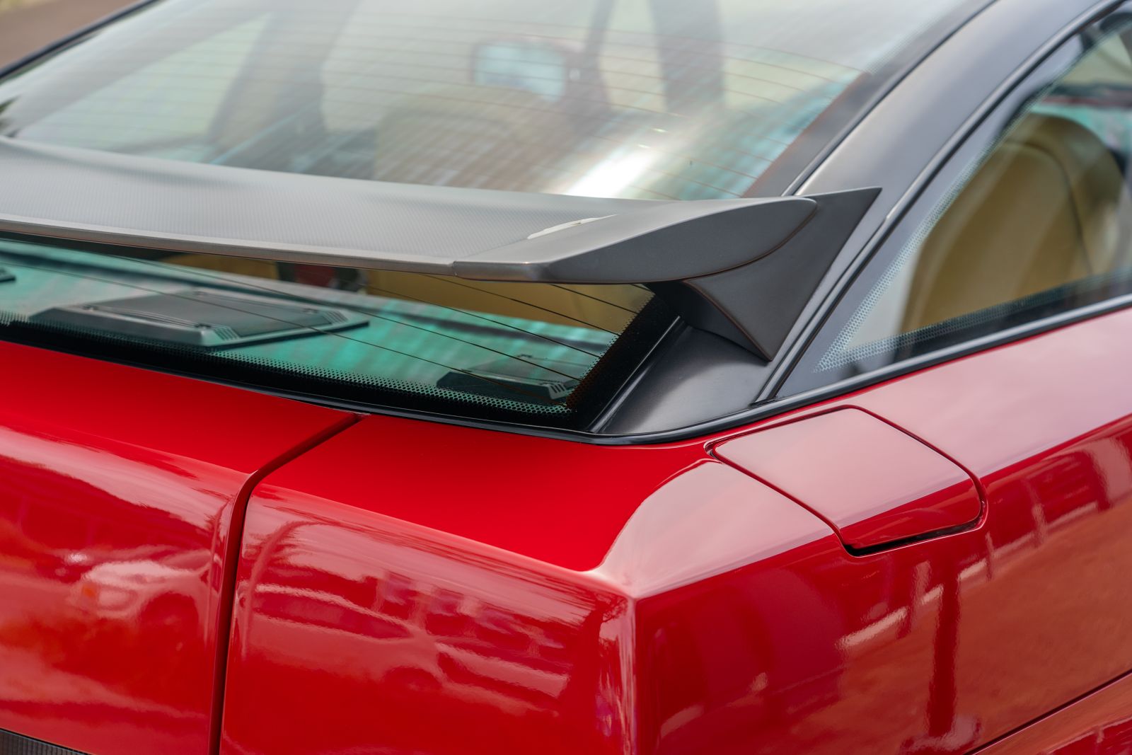 Alfa Romeo SZ (1990) — photo 35