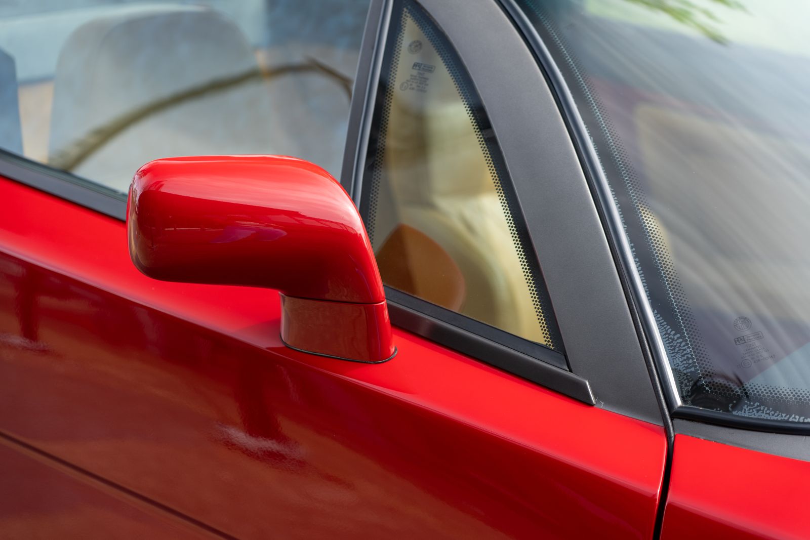 Alfa Romeo SZ (1990) — photo 41