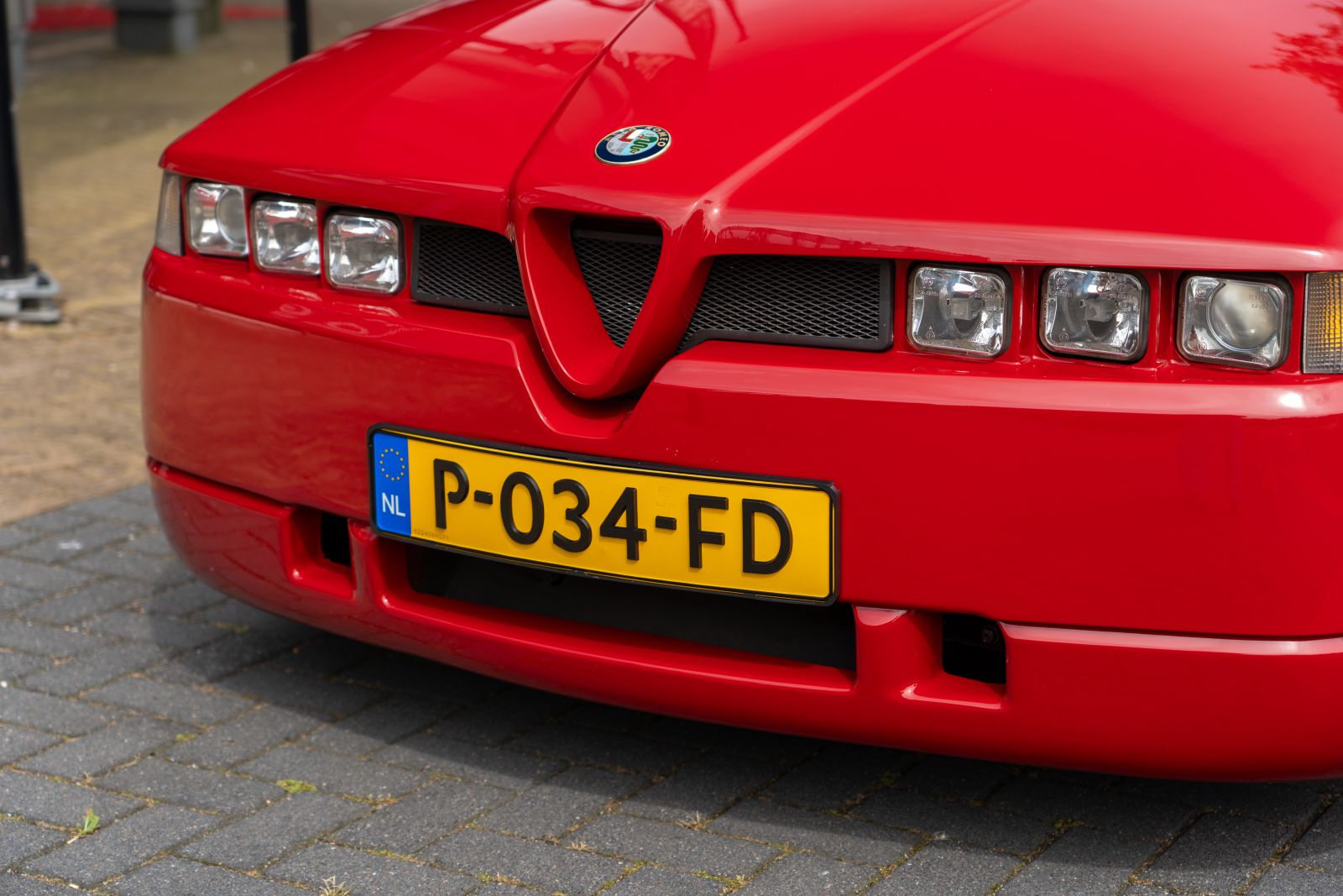 Alfa Romeo SZ (1990) — photo 6