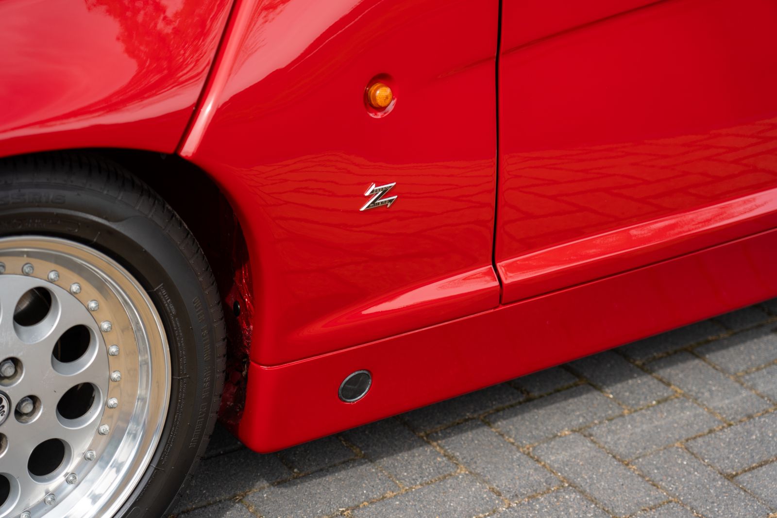 Alfa Romeo SZ (1990) — photo 25