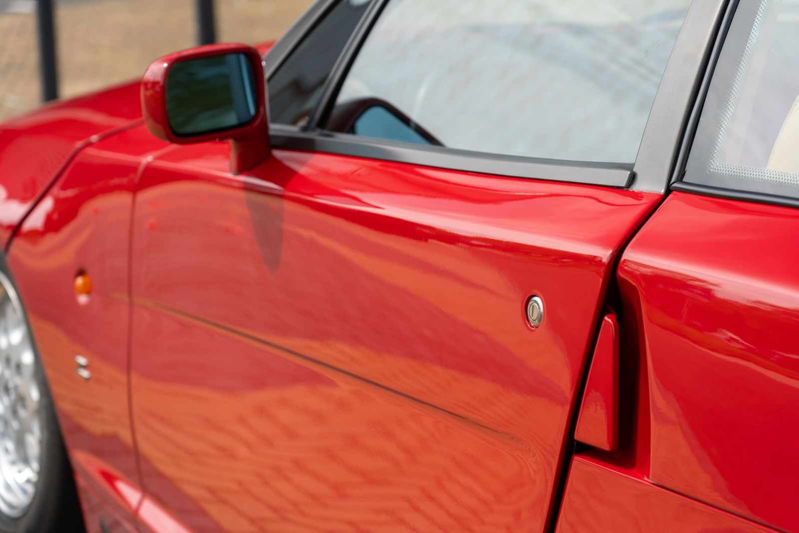 Alfa Romeo SZ (1990) — photo 54