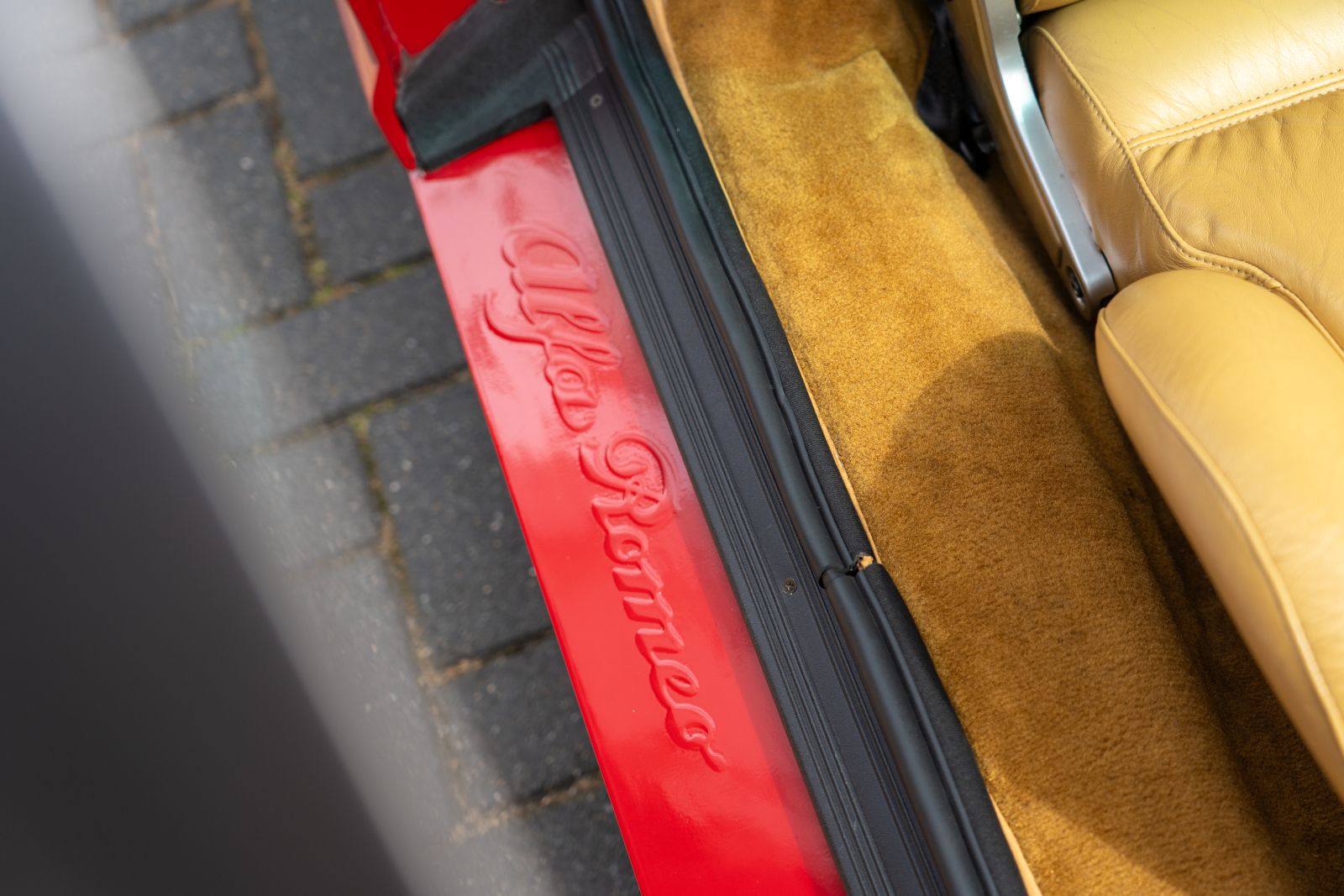 Alfa Romeo SZ (1990) — photo 82