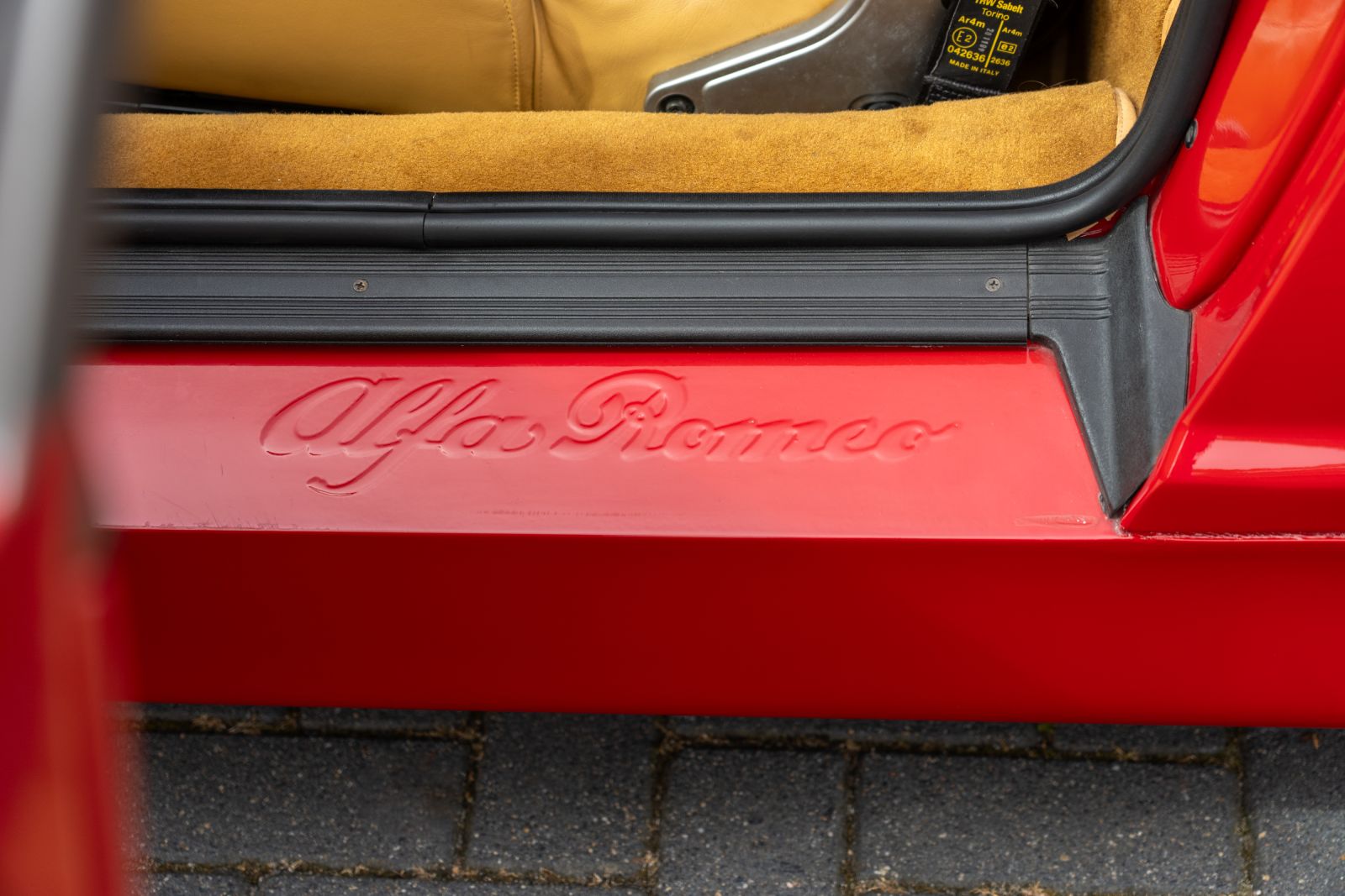 Alfa Romeo SZ (1990) — photo 87