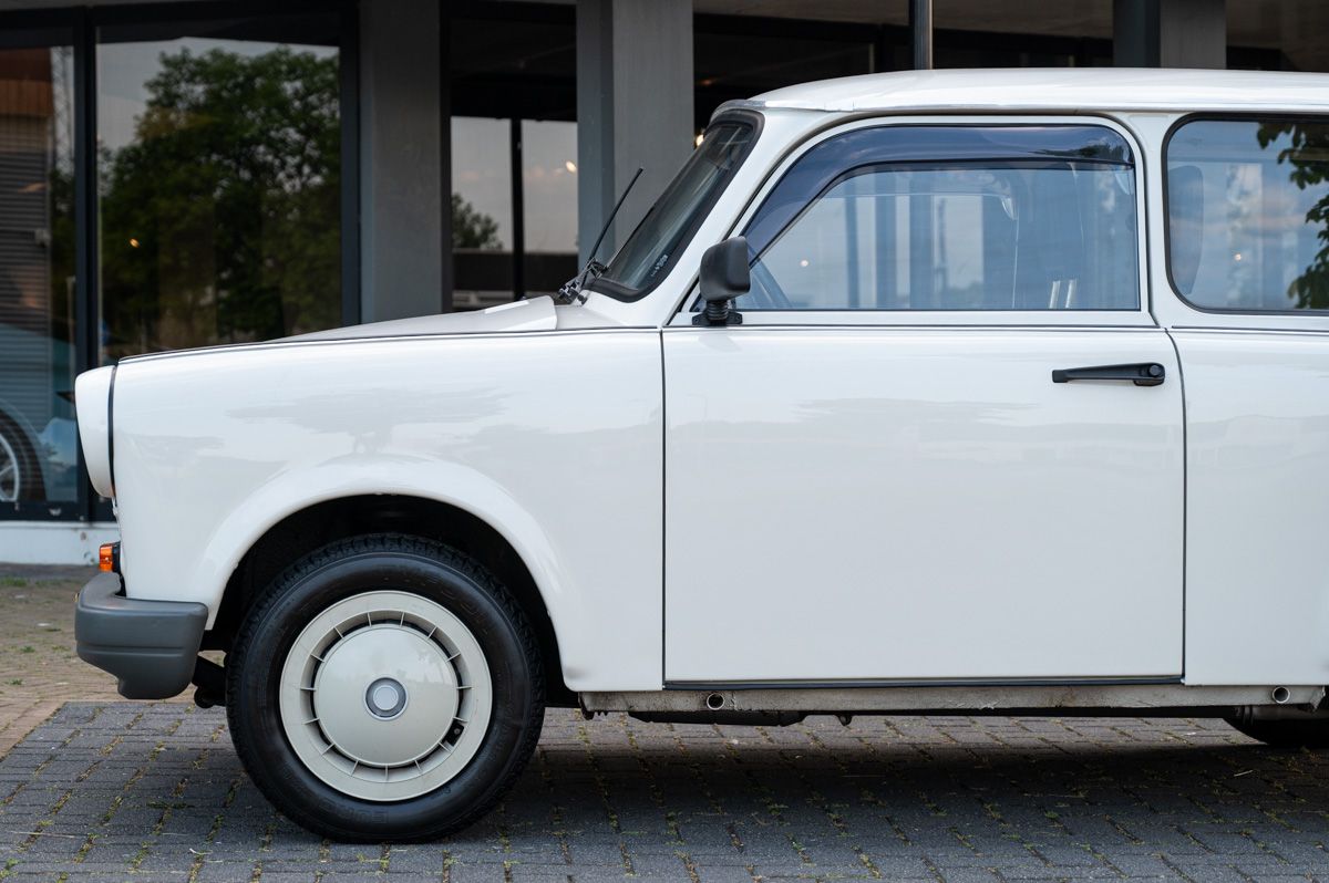Trabant 1.1 (1991) — photo 29