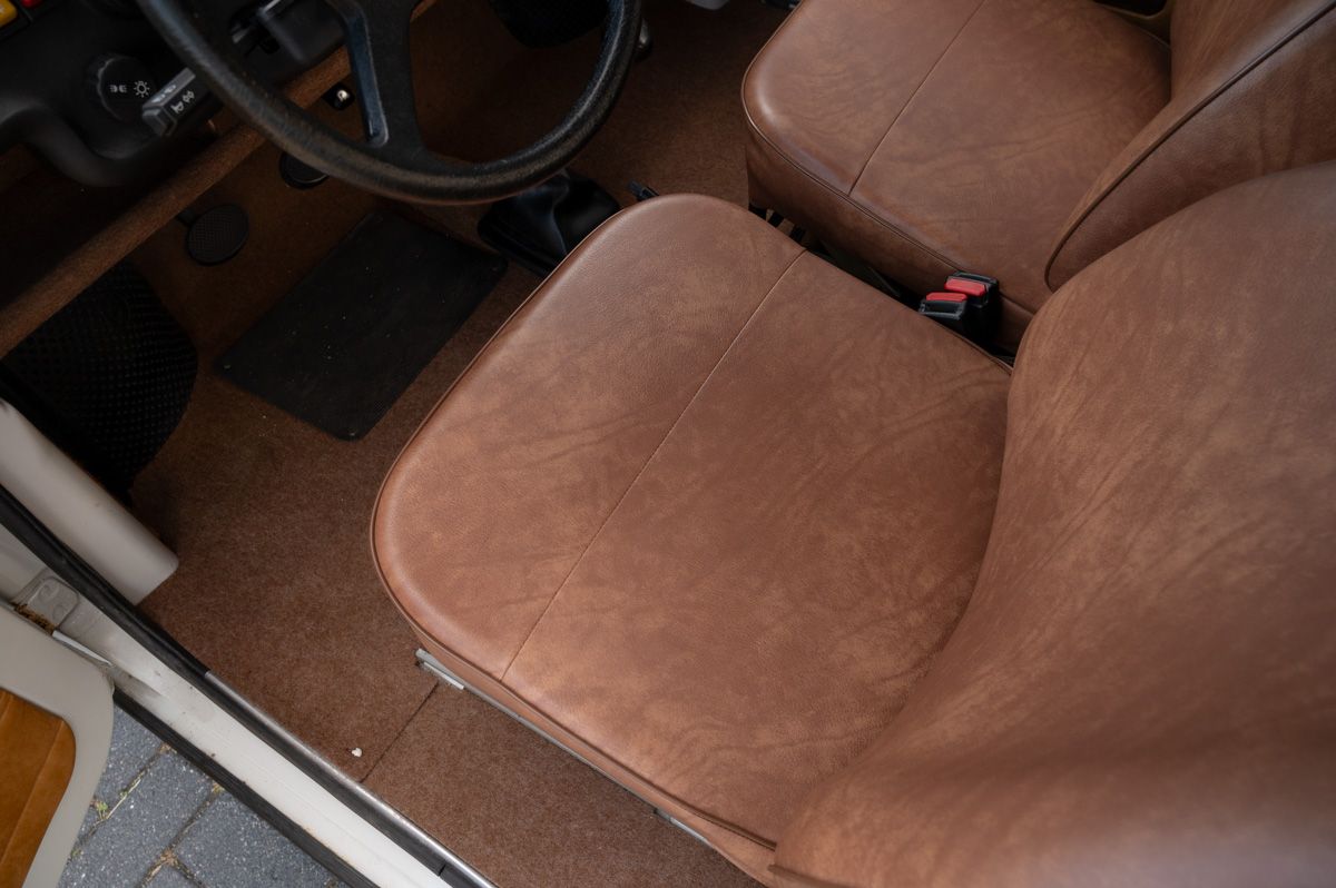 Trabant 1.1 (1991) — photo 39