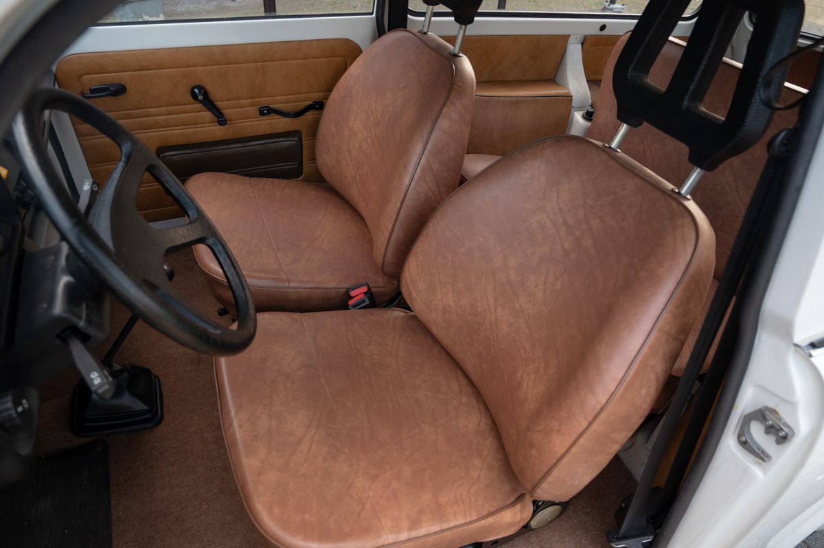 Trabant 1.1 (1991) — photo 35