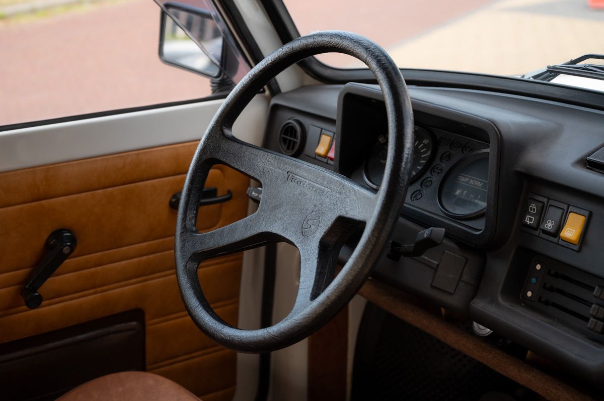 Trabant 1.1 (1991) — photo 48