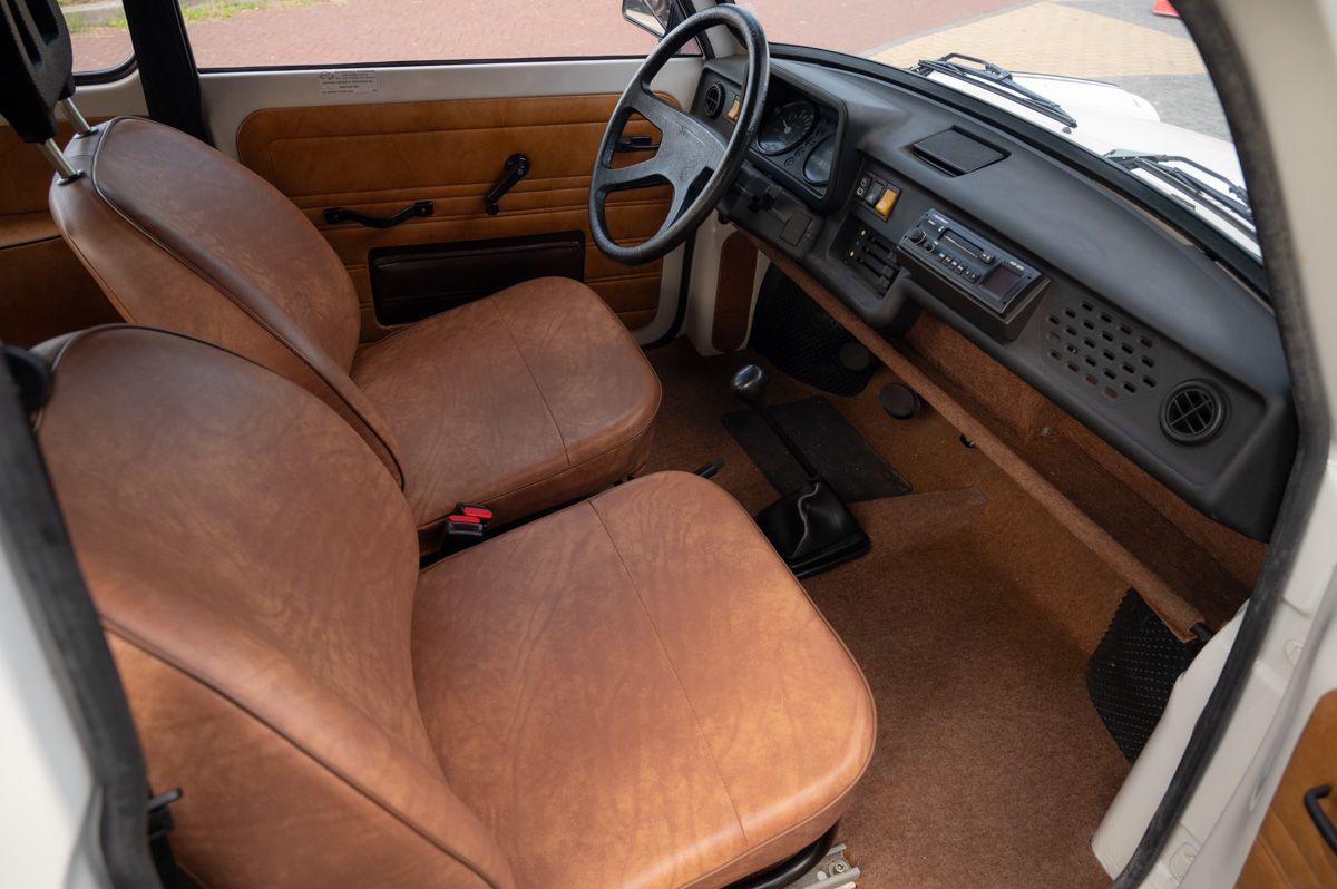 Trabant 1.1 (1991) — photo 42