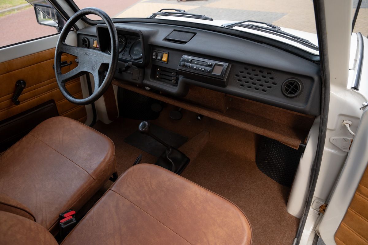 Trabant 1.1 (1991) — photo 38