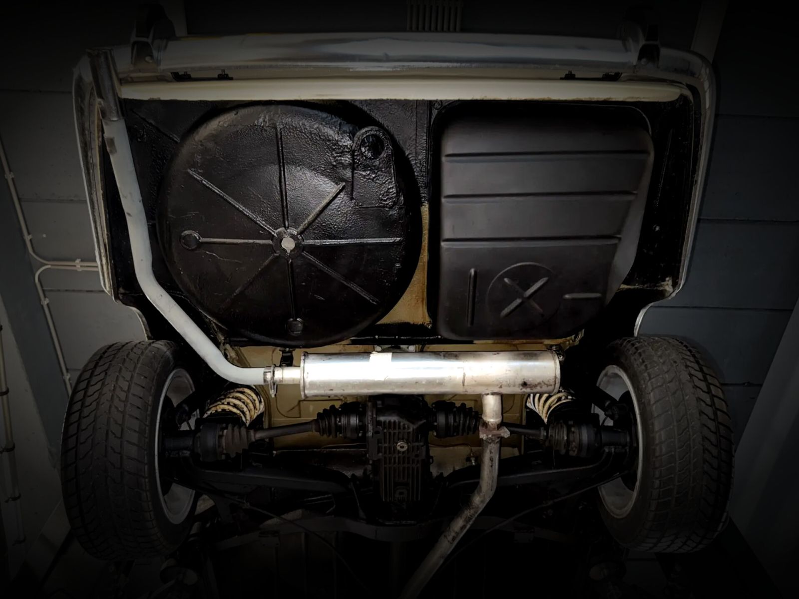 BMW 2000 (1971) — photo 58