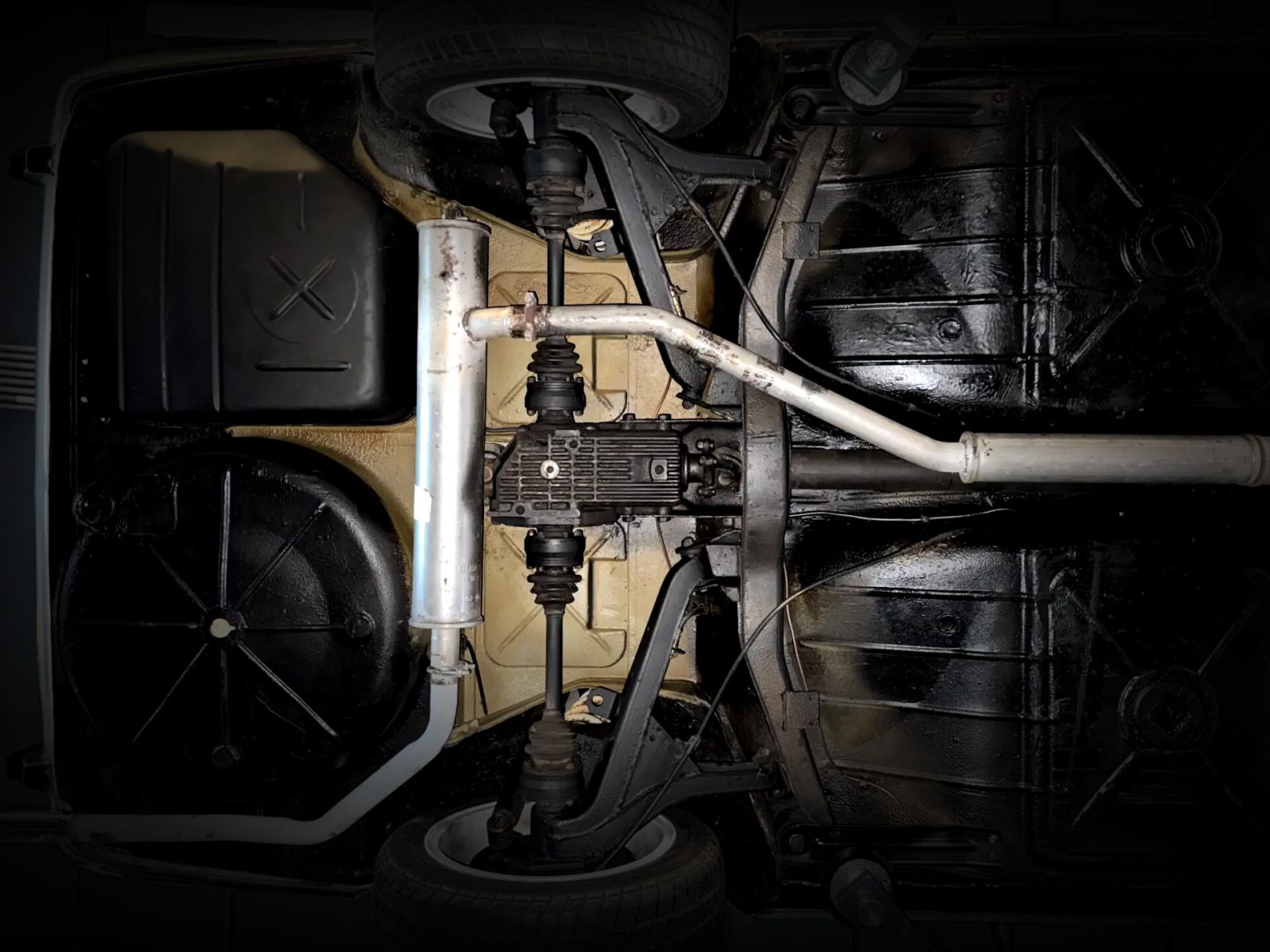 BMW 2000 (1971) — photo 64