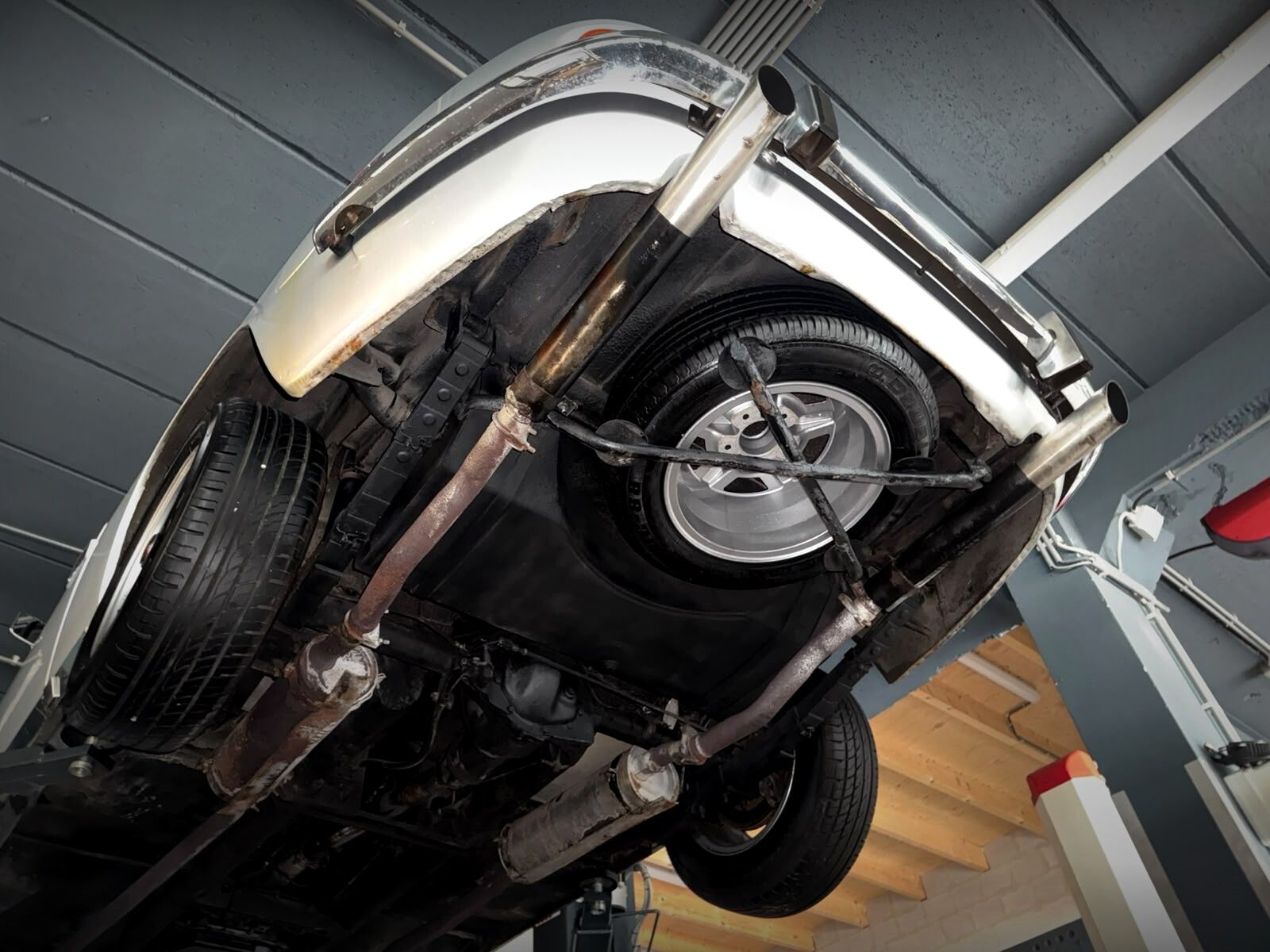 Jensen Interceptor (1972) — foto 68