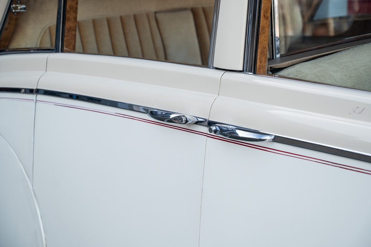 Rolls-Royce Silver Wraith (1954) — photo 27