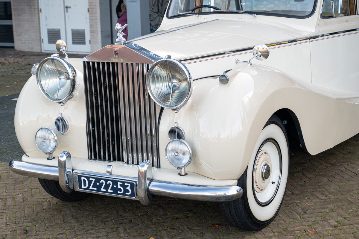 Rolls-Royce Silver Wraith (1954) — photo 6