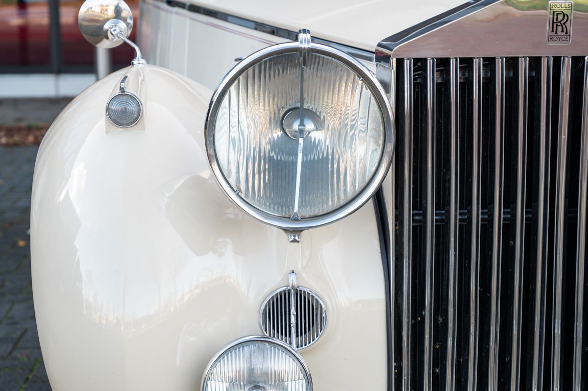 Rolls-Royce Silver Wraith (1954) — photo 18