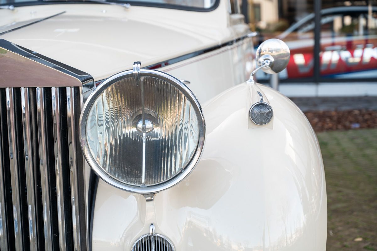 Rolls-Royce Silver Wraith (1954) — photo 20