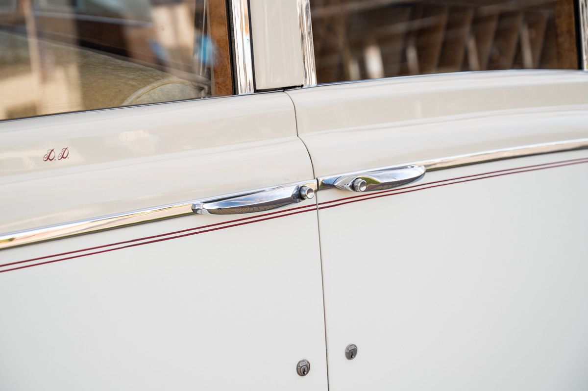 Rolls-Royce Silver Wraith (1954) — photo 36
