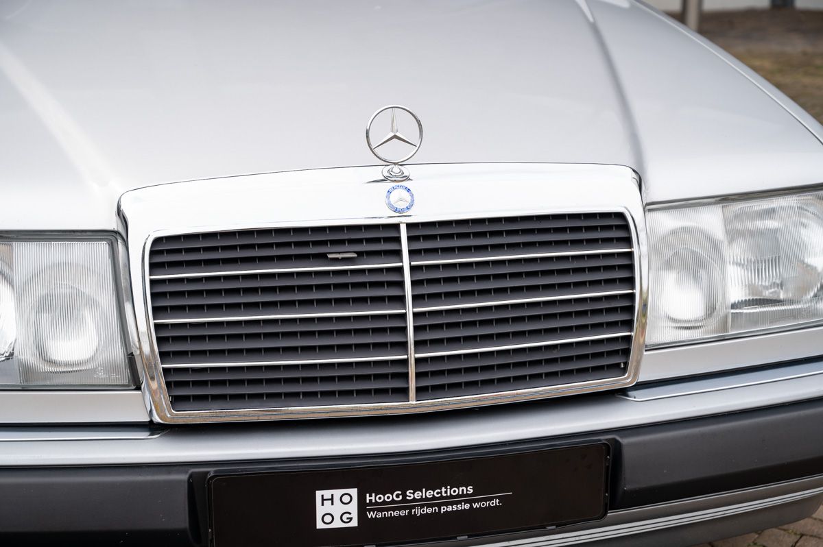 Mercedes-Benz E-Klasse (1994) — foto 29