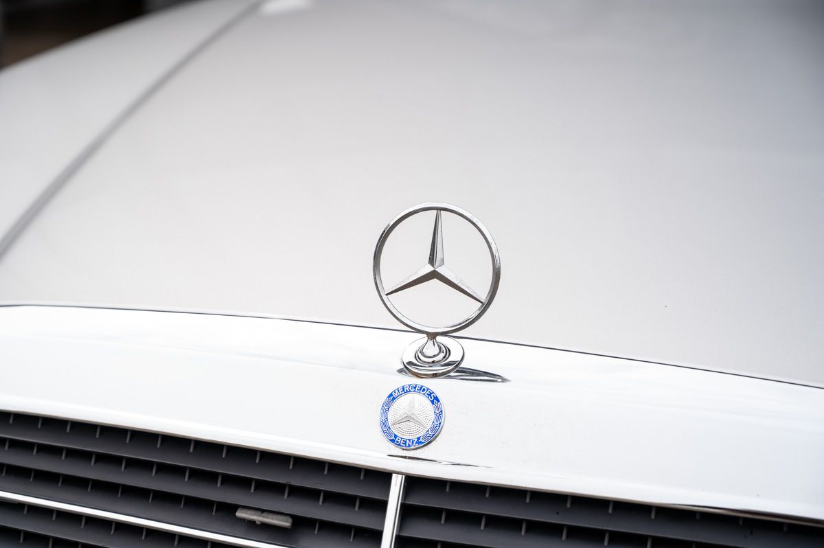 Mercedes-Benz E-Klasse (1994) — foto 30