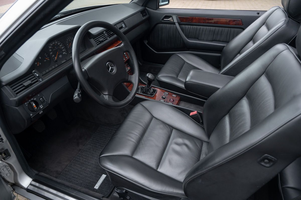 Mercedes-Benz E-Klasse (1994) — foto 38