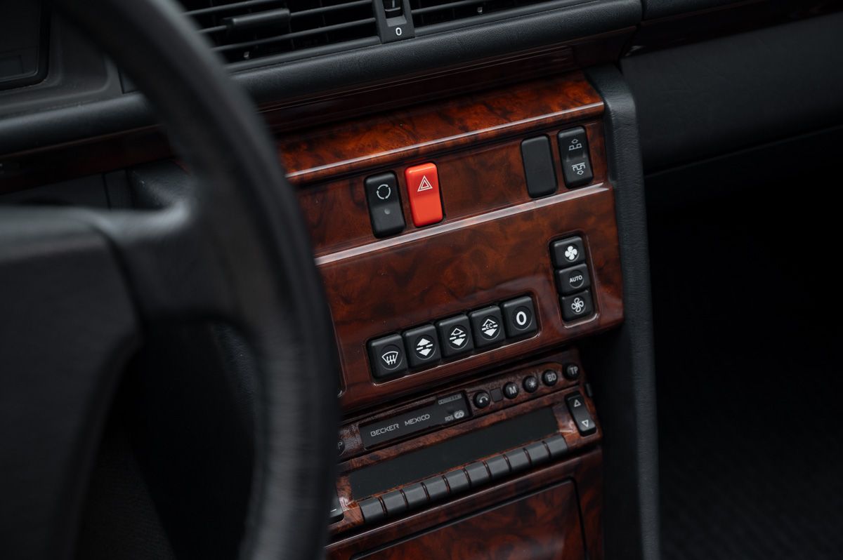 Mercedes-Benz E-Klasse (1994) — foto 52