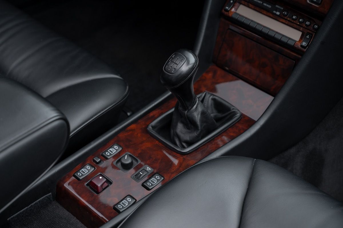 Mercedes-Benz E-Klasse (1994) — foto 58