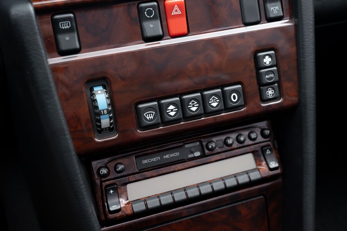 Mercedes-Benz E-Klasse (1994) — foto 62