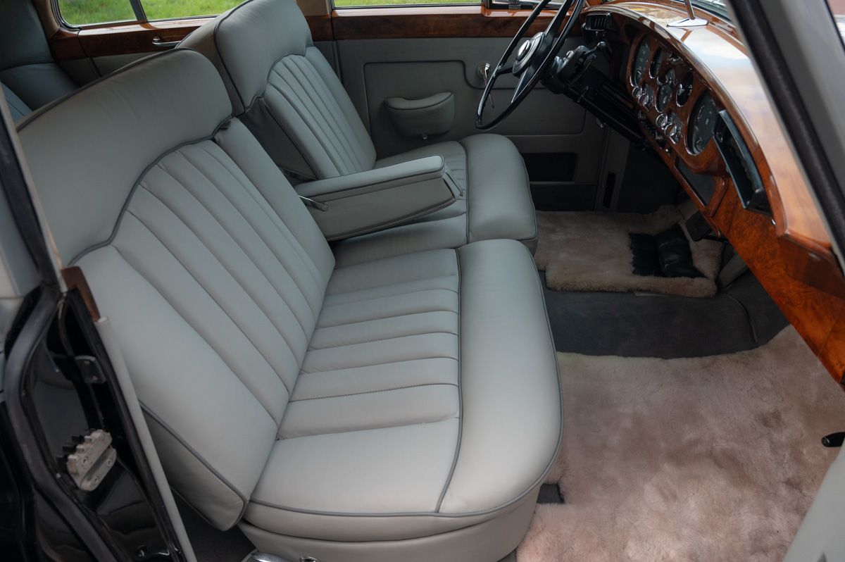 Rolls-Royce Silver Cloud (1962) — photo 53