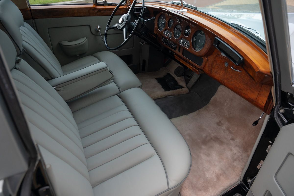Rolls-Royce Silver Cloud (1962) — photo 51