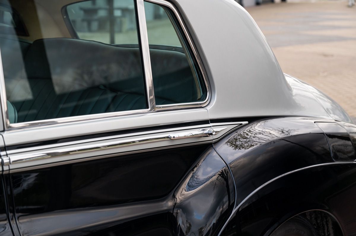 Rolls-Royce Silver Cloud (1962) — photo 32