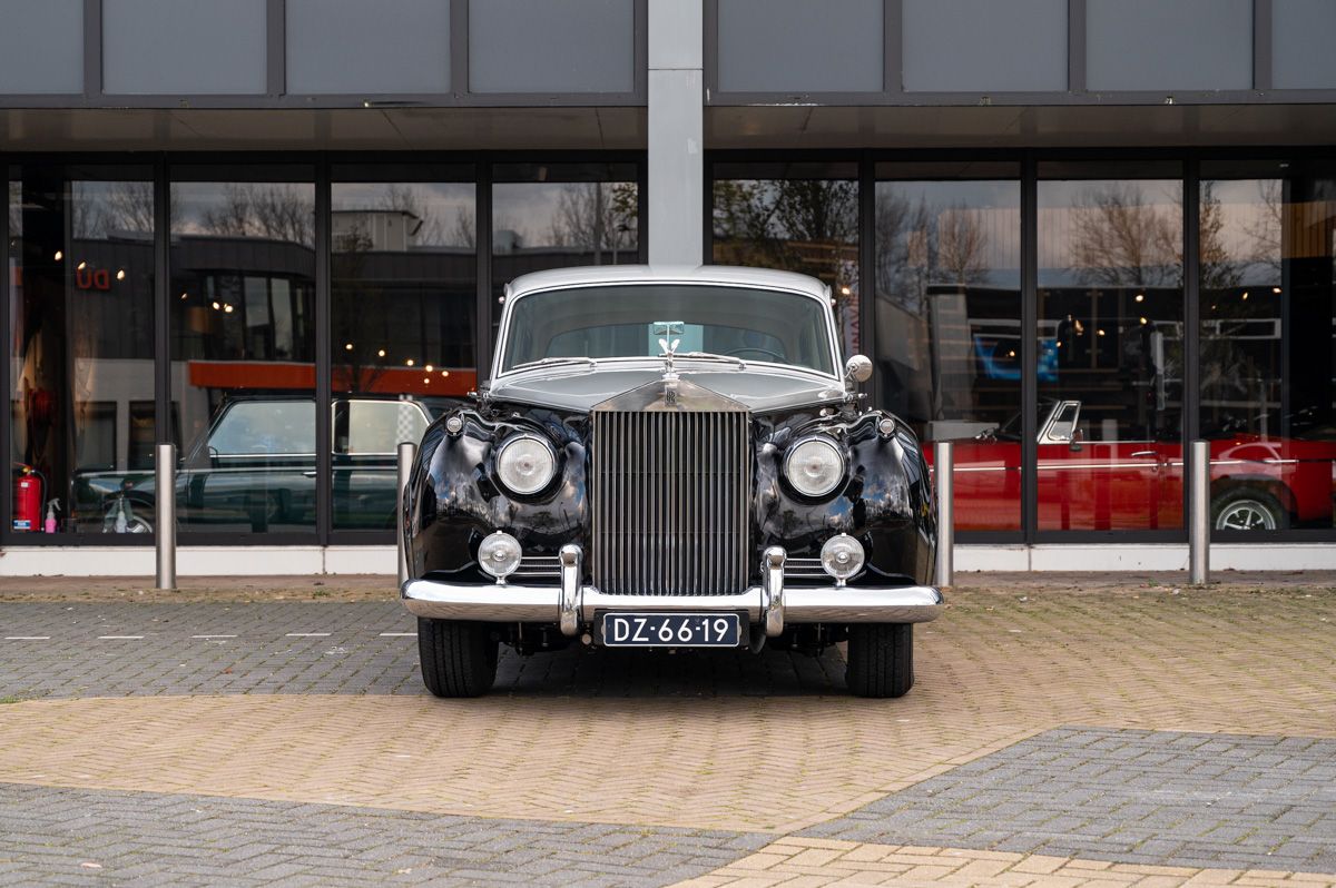Rolls-Royce Silver Cloud (1962) — photo 6