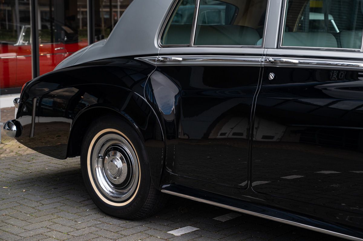 Rolls-Royce Silver Cloud (1962) — photo 12