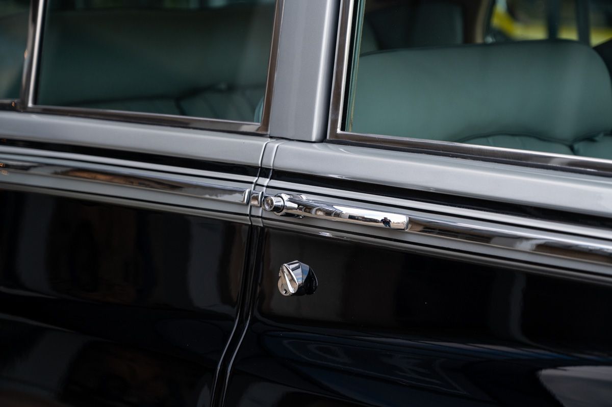 Rolls-Royce Silver Cloud (1962) — photo 36