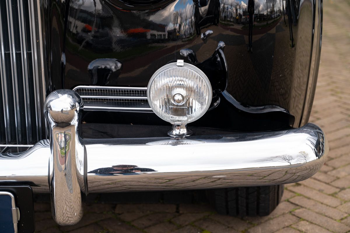 Rolls-Royce Silver Cloud (1962) — photo 25