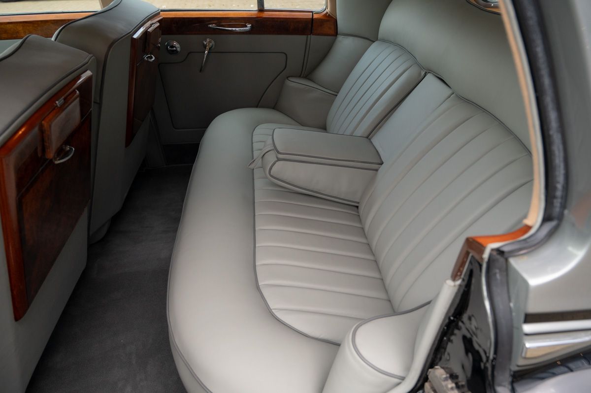 Rolls-Royce Silver Cloud (1962) — photo 54