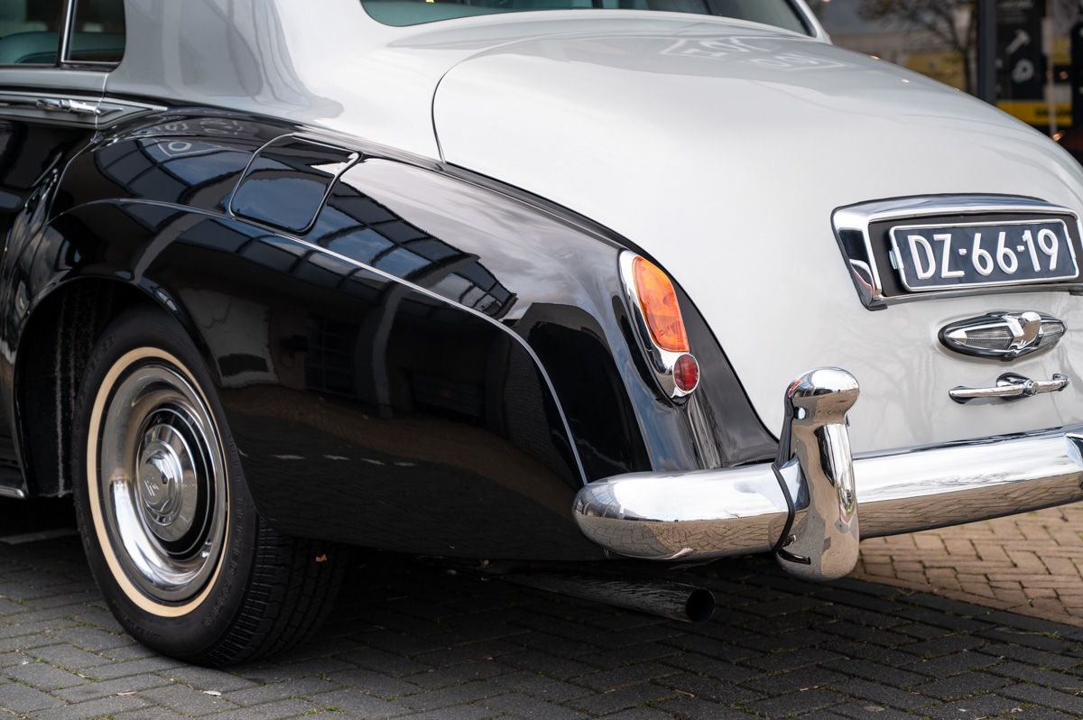 Rolls-Royce Silver Cloud (1962) — photo 16