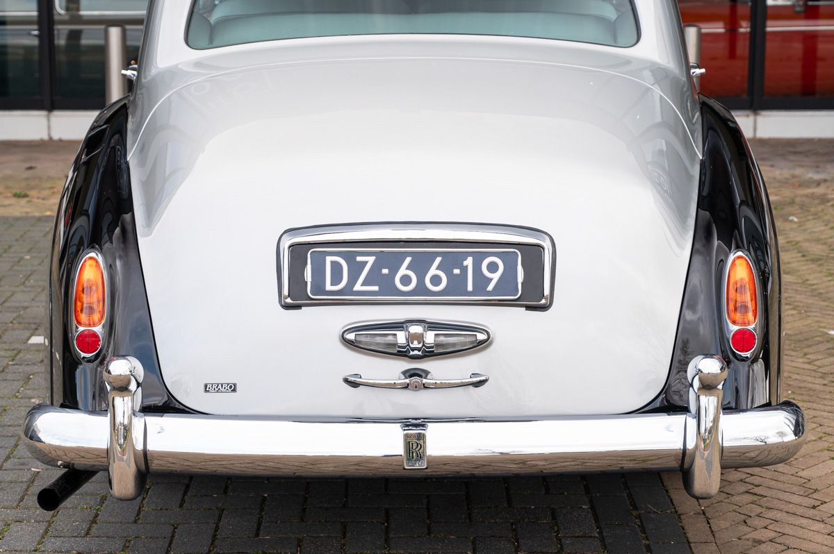 Rolls-Royce Silver Cloud (1962) — photo 18
