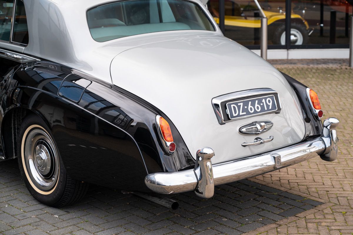 Rolls-Royce Silver Cloud (1962) — photo 15