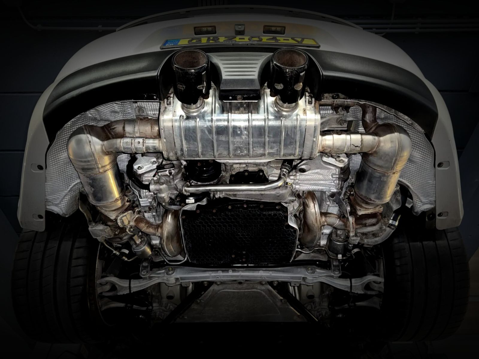 Porsche 911 (2017) — foto 88