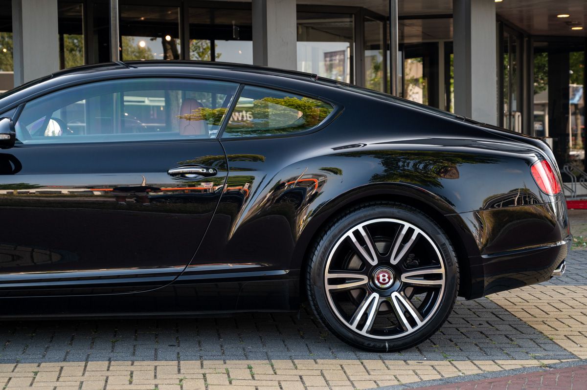 Bentley Continental GT (2012) — foto 13