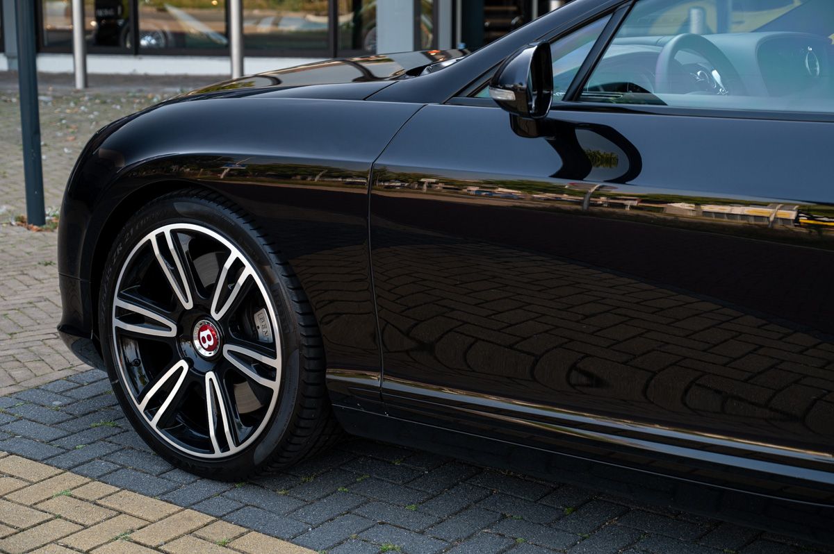 Bentley Continental GT (2012) — foto 17