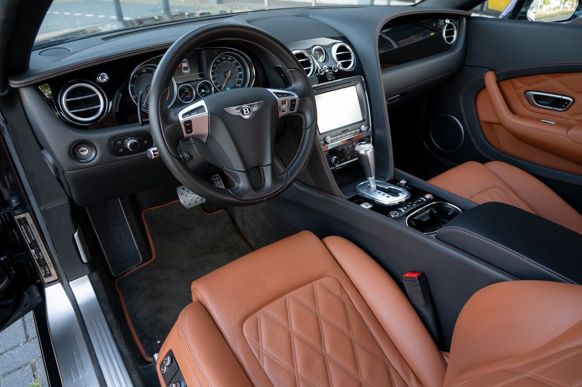 Bentley Continental GT (2012) — foto 34