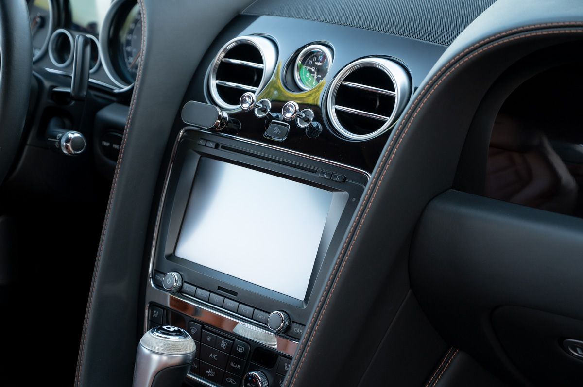 Bentley Continental GT (2012) — foto 61