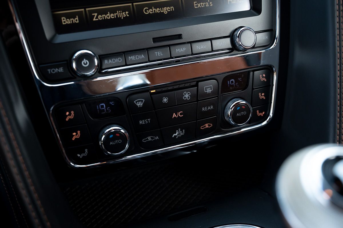 Bentley Continental GT (2012) — foto 69