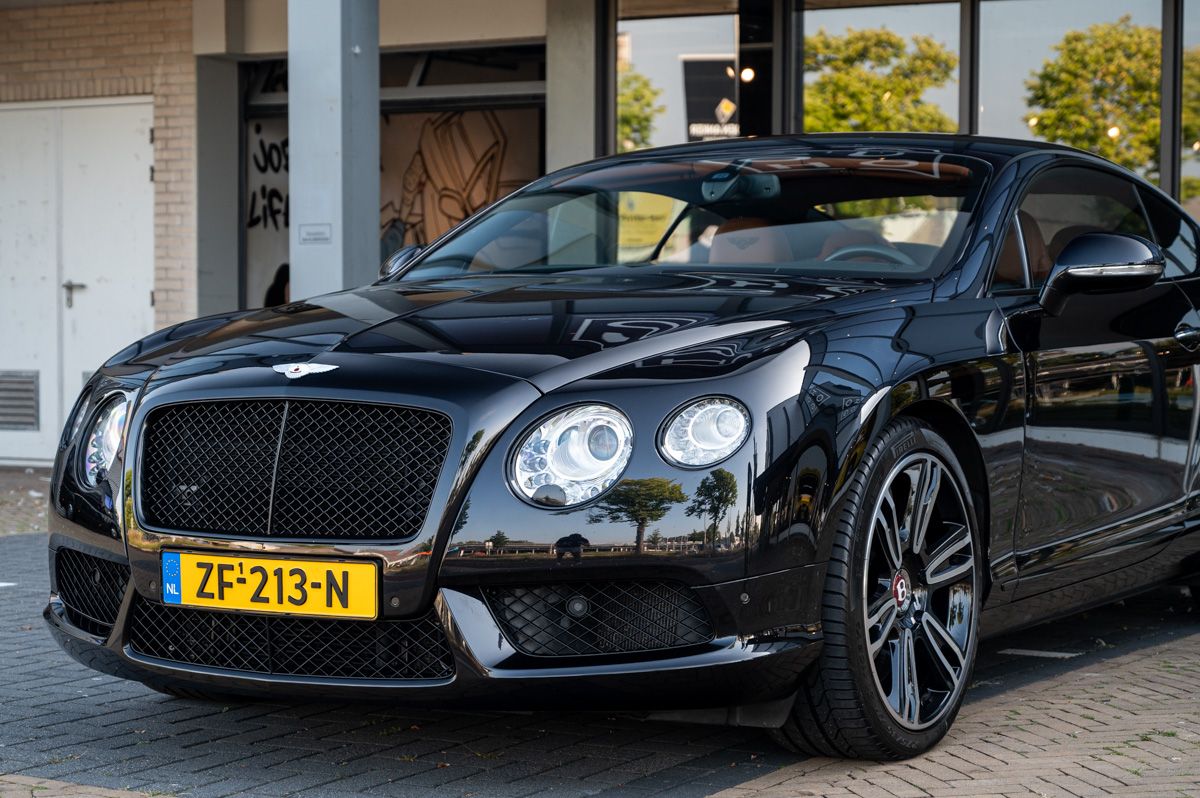Bentley Continental GT (2012) — foto 2