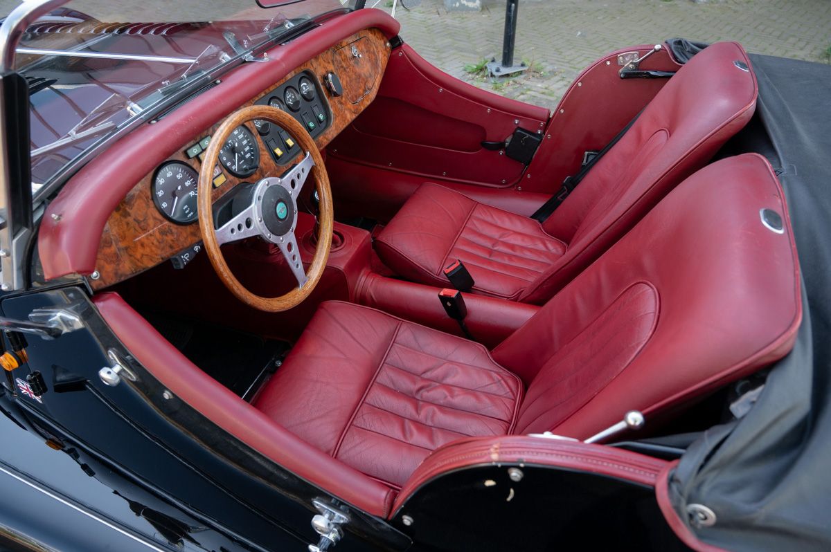 Morgan Plus 8 (1992) — foto 50
